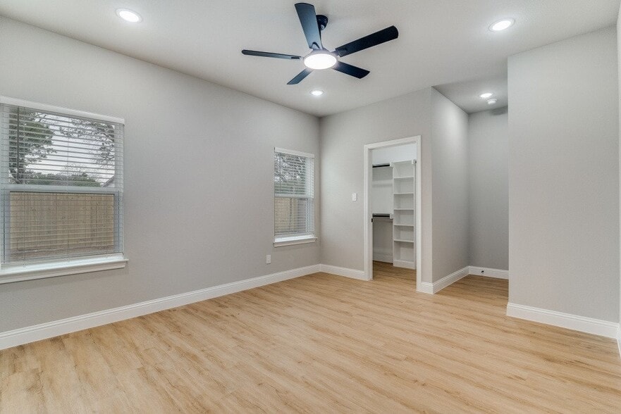 Building Photo - 2707 Brazos River Dr