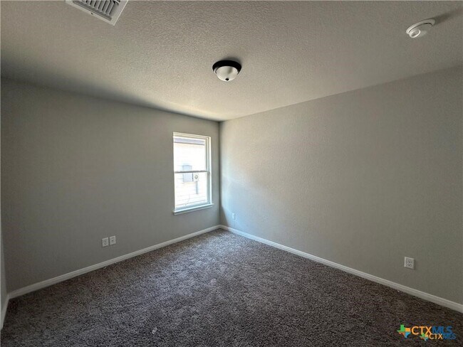 Building Photo - 1814 Horatio St