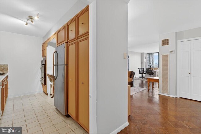 Building Photo - 2700 Virginia Ave NW