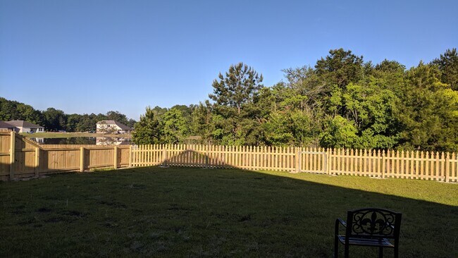 Building Photo - 13060 Fowler Dr