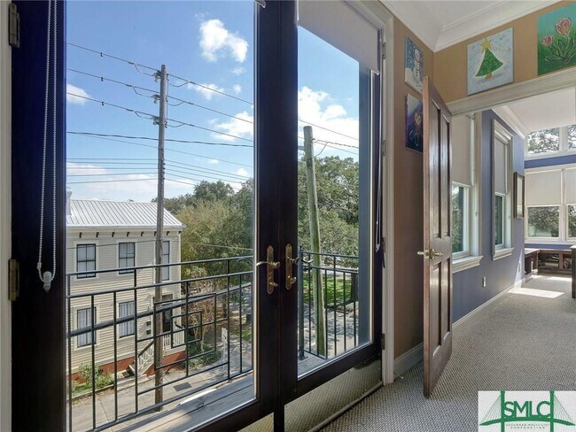 Building Photo - 434 E Oglethorpe Ave