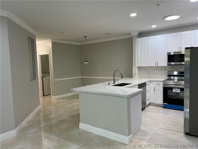 Building Photo - 4602 SW 160th Ave