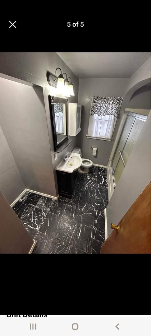 Building Photo - Charming 2 Bedroom and 1 Bath House Availa...