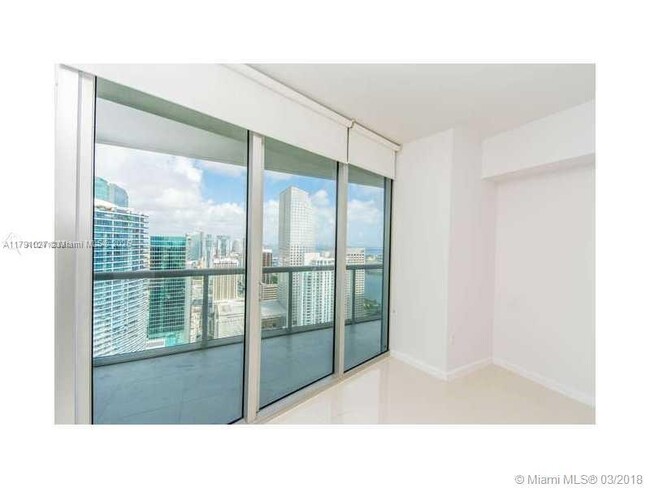 Building Photo - 475 Brickell Ave