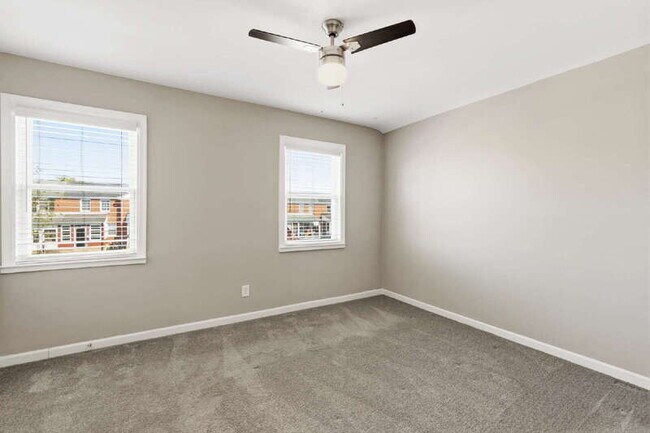 Building Photo - 3482 Dunhaven Rd