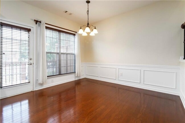 Building Photo - 2243 Millhaven St SE