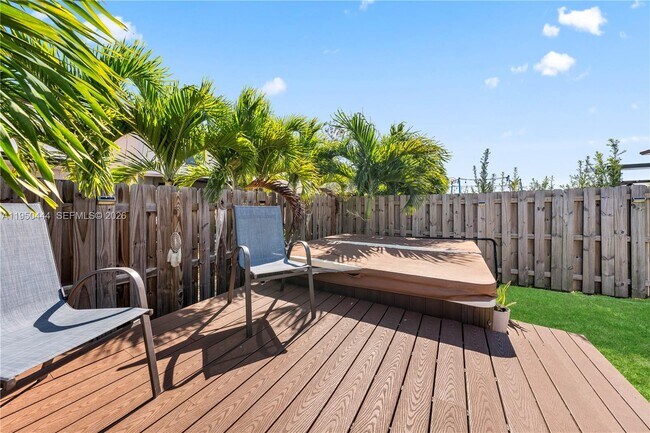 Building Photo - 25557 SW 109th Ave