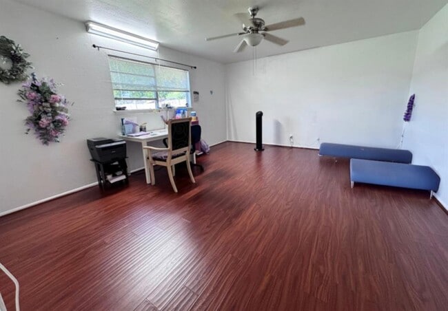 Building Photo - 12022 Moonmist Dr