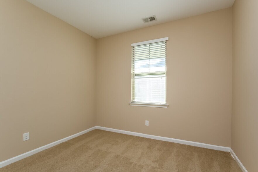 Building Photo - 3714 Humber Ct
