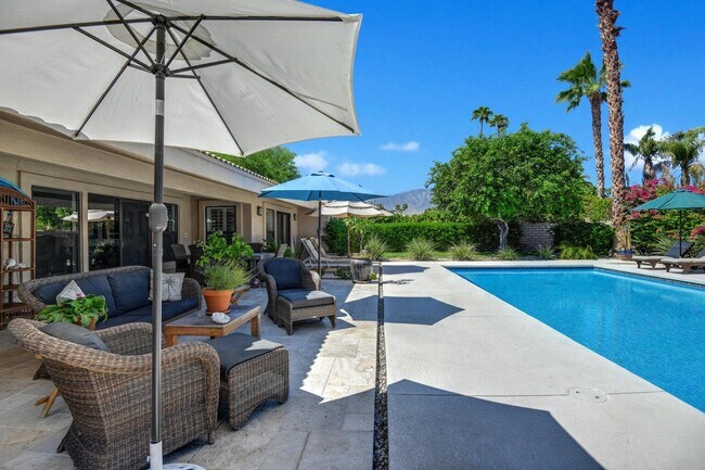 Building Photo - 71138 Patricia Park Pl