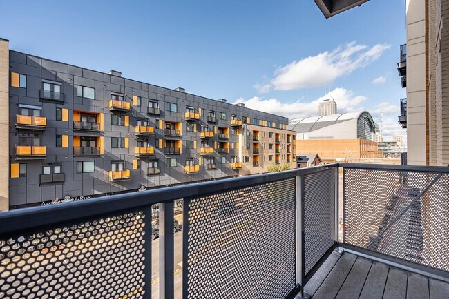 Building Photo - 235 S Delaware St