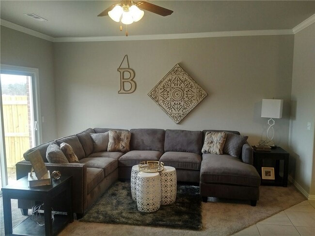 Building Photo - 2727 W Kilimanjaro Way