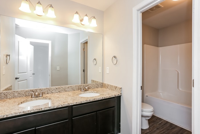 Building Photo - 2205 Marlin Dr