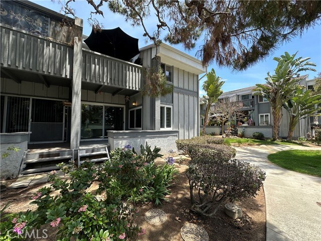 Building Photo - 17072 Pacific Coast Hwy