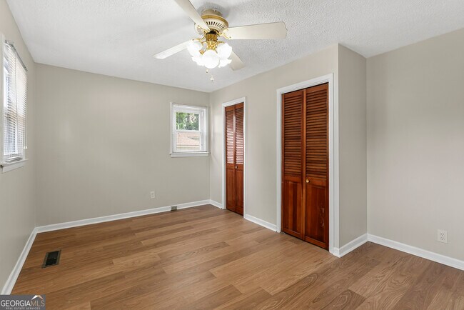 Building Photo - 3769 Amber Rd NW