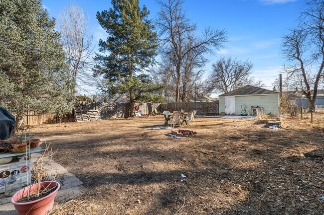 Building Photo - Lower Level Unit In The Heart Of Fort Collins