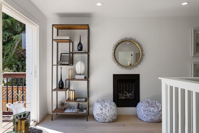 Building Photo - Corona Heights: Newly Renovated Victorian Home with EV Charging and Gorgeous Yard