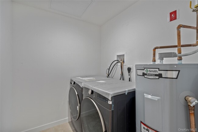 Building Photo - 213-41 38th Ave