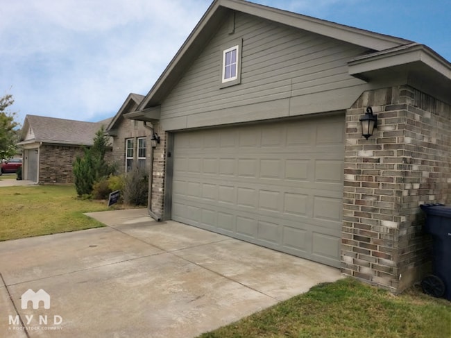 Building Photo - 10713 NW 20th St