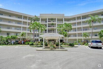 Building Photo - 805 Cypress Blvd