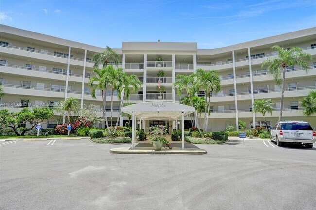 Primary Photo - 805 Cypress Blvd