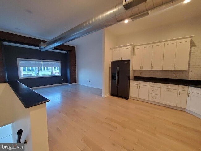 Building Photo - 7242 Frankford Ave