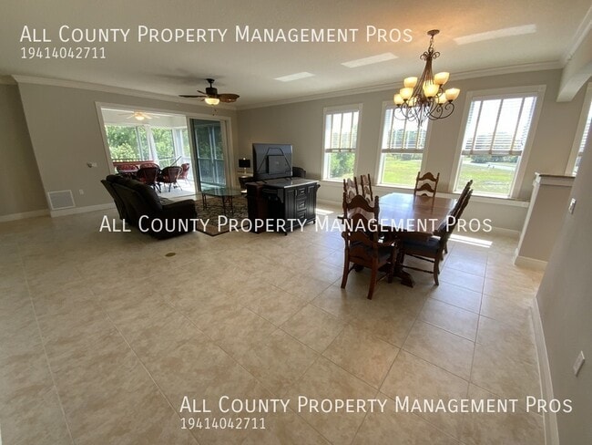 Building Photo - 5207 Manorwood Dr