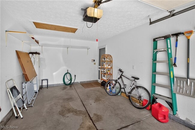 Building Photo - 1139 Lake Meadow Ln