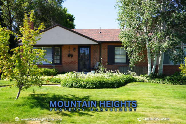 Building Photo - 2784 E Delsa Dr
