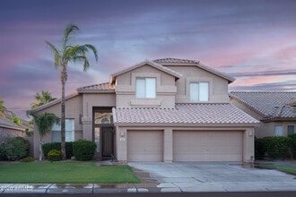 Building Photo - 844 W Azalea Dr