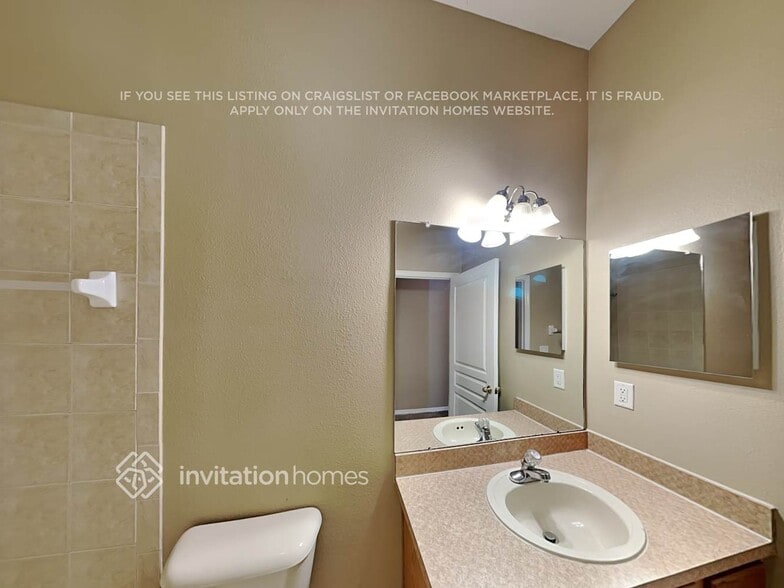 Building Photo - 6021 Churchside Dr