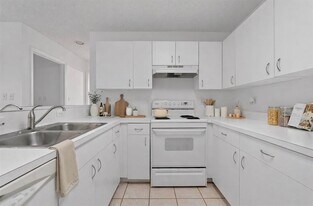 Building Photo - 10111 W Atlantic Blvd