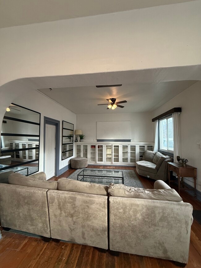 Building Photo - 478 S 100 E