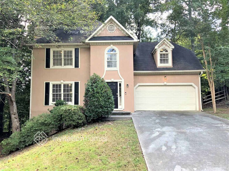 Primary Photo - 225 Tennis Ct Ln