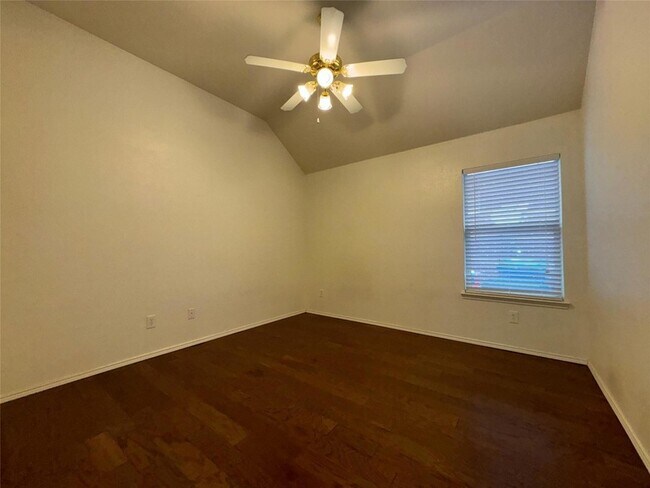 Building Photo - 9602 Glenshee Drive