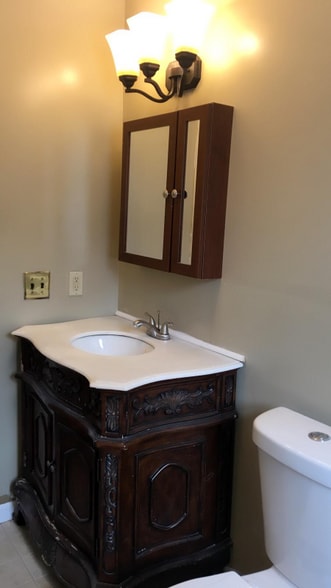 Building Photo - 235 Cristiani St