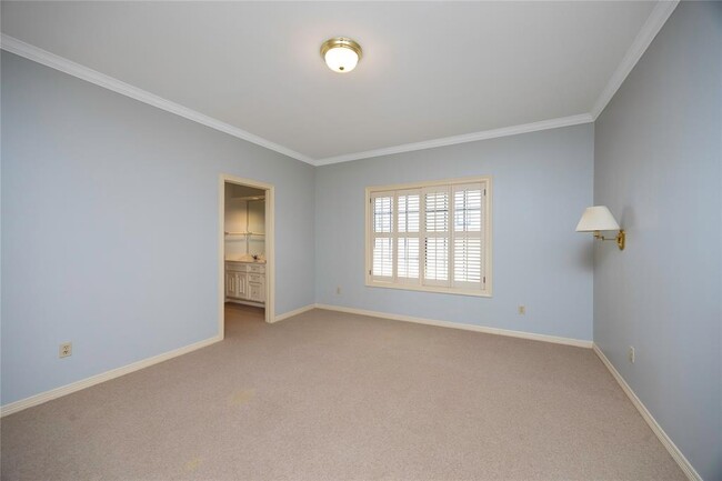 Building Photo - 1536 Potomac Dr