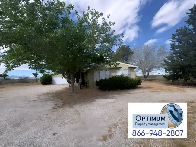 Building Photo - Fully Remodeled 3BD/2BA Home on Spacious Lot