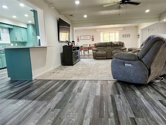 Building Photo - 5302 Vale St