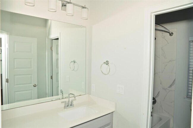 Building Photo - 13506 Martin Scott Cv