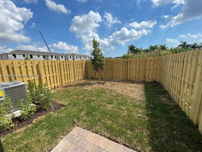 Building Photo - 24641 SW 117 Path