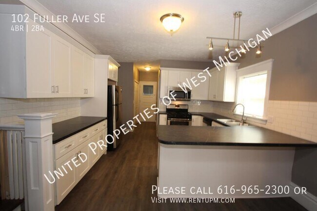 Building Photo - 102 Fuller Ave SE