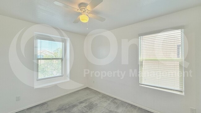 Building Photo - 40633 W Helen Ct