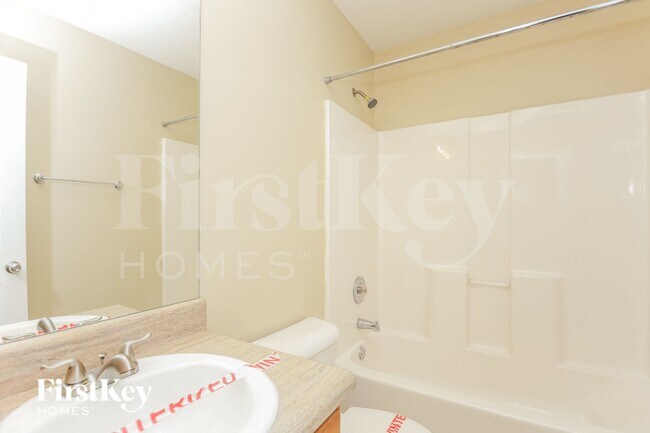 Building Photo - 3103 Lonetree Point