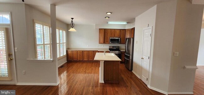 Building Photo - 20622 Glenmere Square