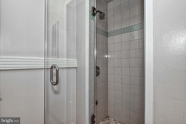 Building Photo - 9400 Van Arsdale Dr