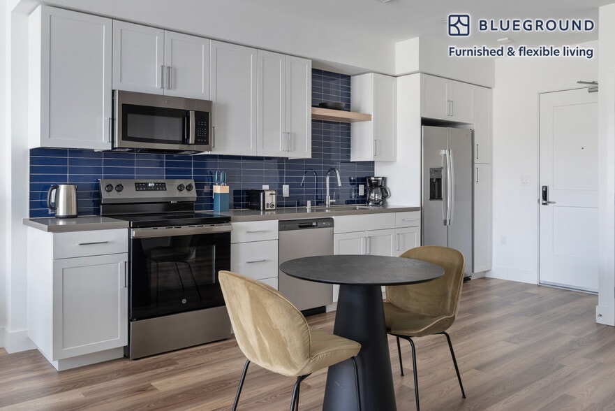 Building Photo - 85 Cleaveland Rd