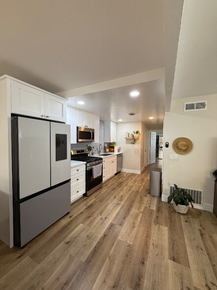 Building Photo - 1413 Tobias Dr