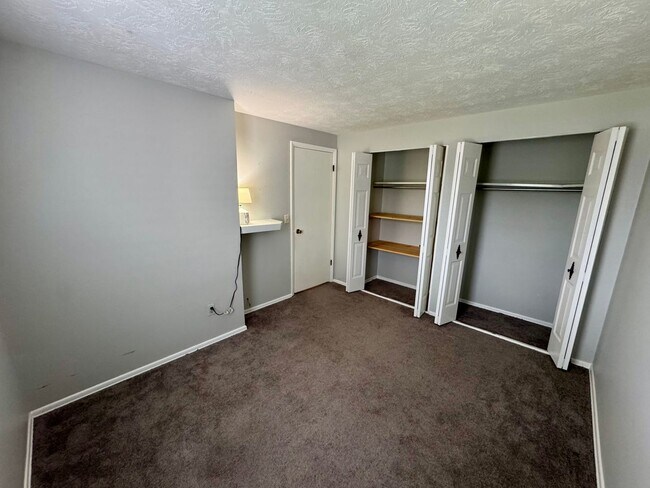 Building Photo - Charming 2 Bed 1 Bath in Cranberry!