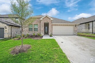 Building Photo - 603 Easthill Dr